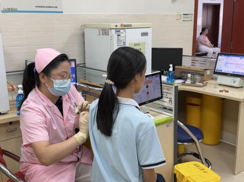 漳州市适龄女性HPV疫苗接种工作正式启动，提供多样化疫苗选择